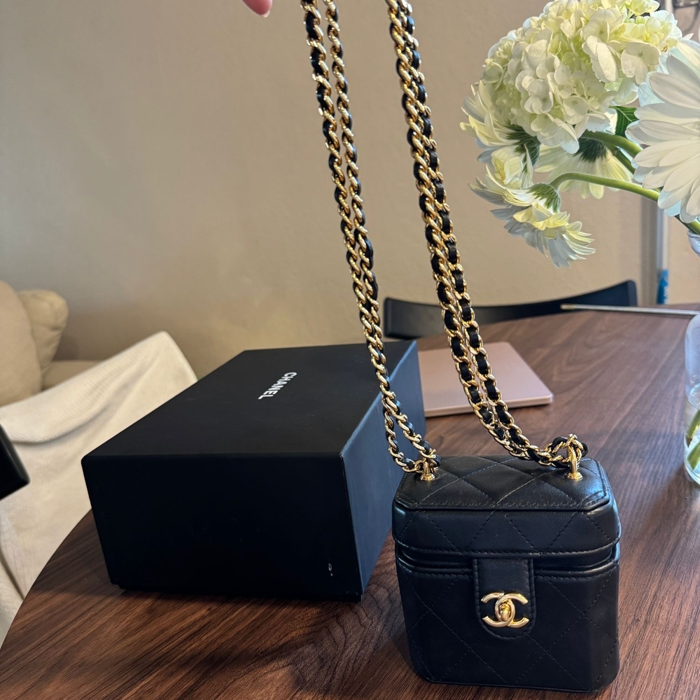 Chanel Black Quilted Leather Mini Bag - Picture 8 of 16